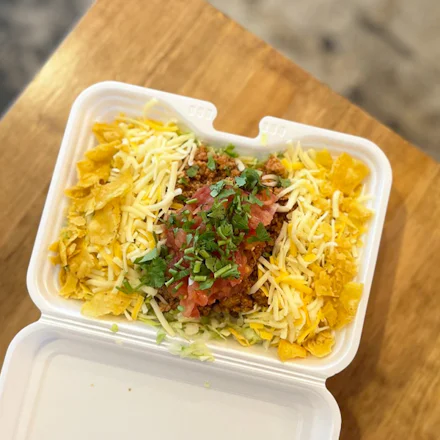 【横須賀】アメリカ×メキシコの融合料理!「DOO's DELI」の絶品タコライス&チリチーズフライ